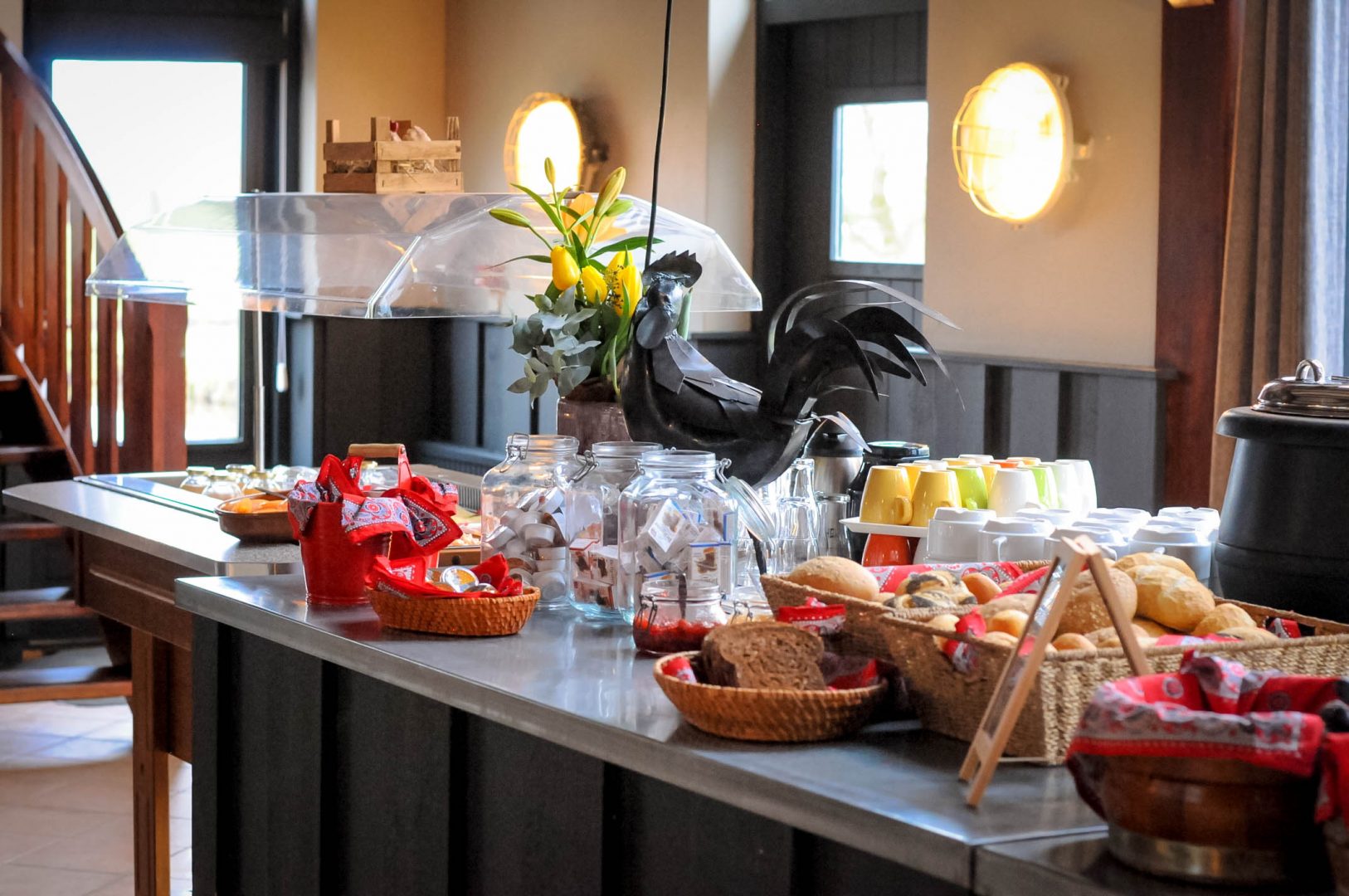 ontbijten bij boerderij de boerinn met een buffet