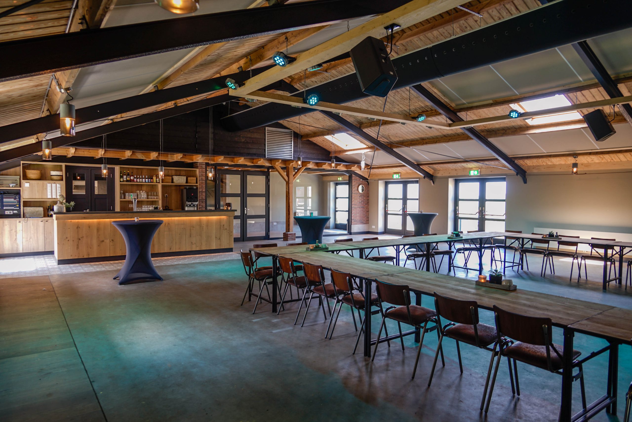 U-vorm opstelling Vergaderruimte Karnhuis