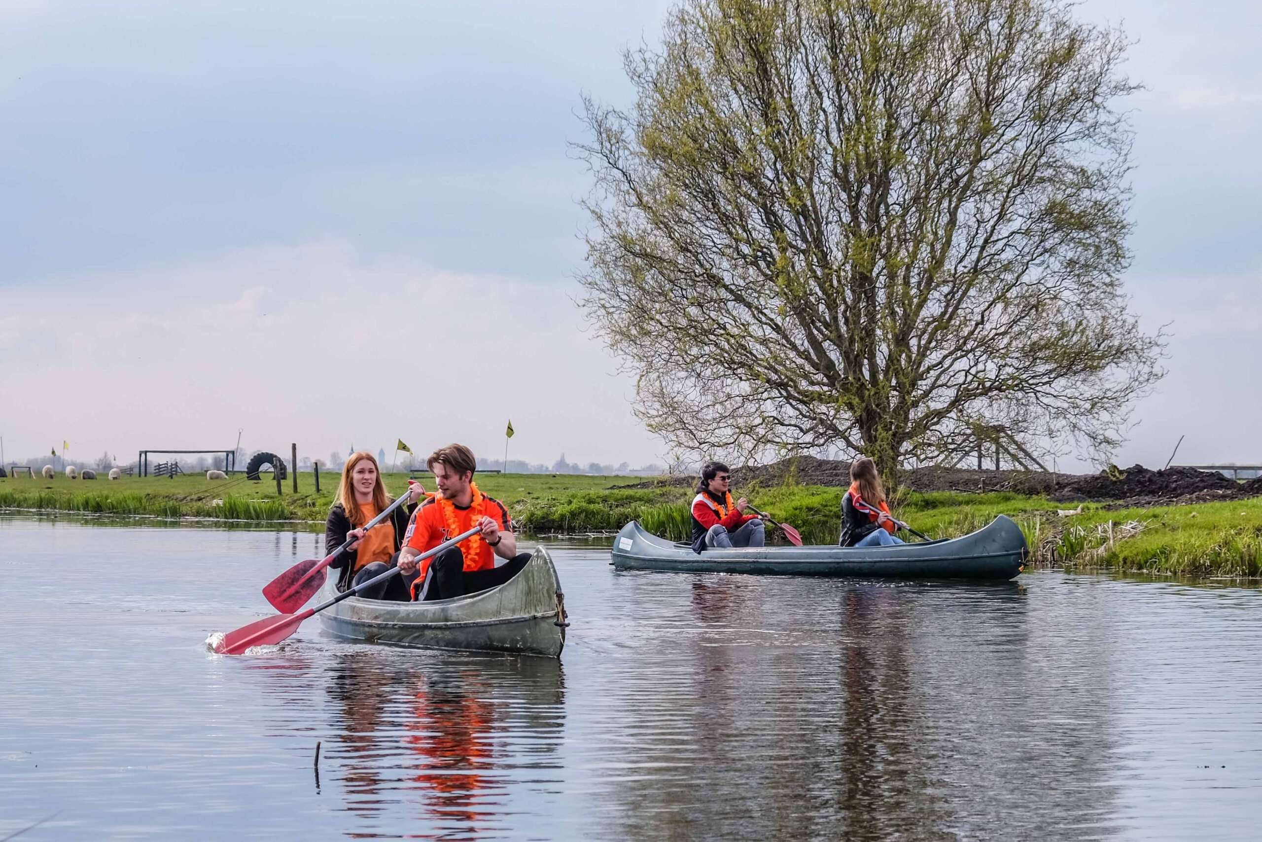 Kanovaren Koningsdag stijl | Boerderij de Boerinn