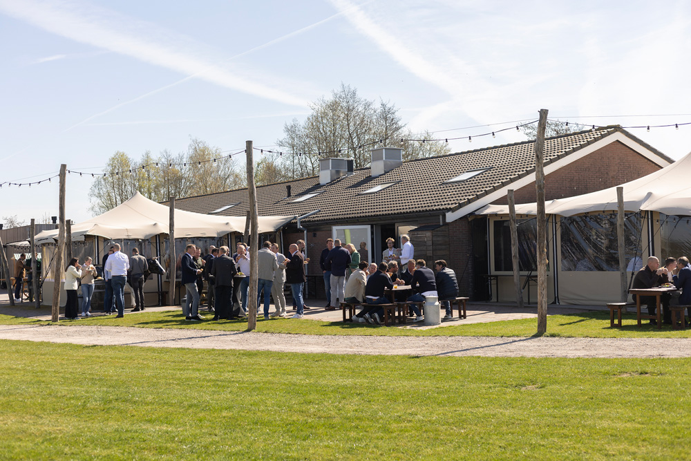 Buiten bij OVJ gastenbeleving | Boerderij De Boerinn