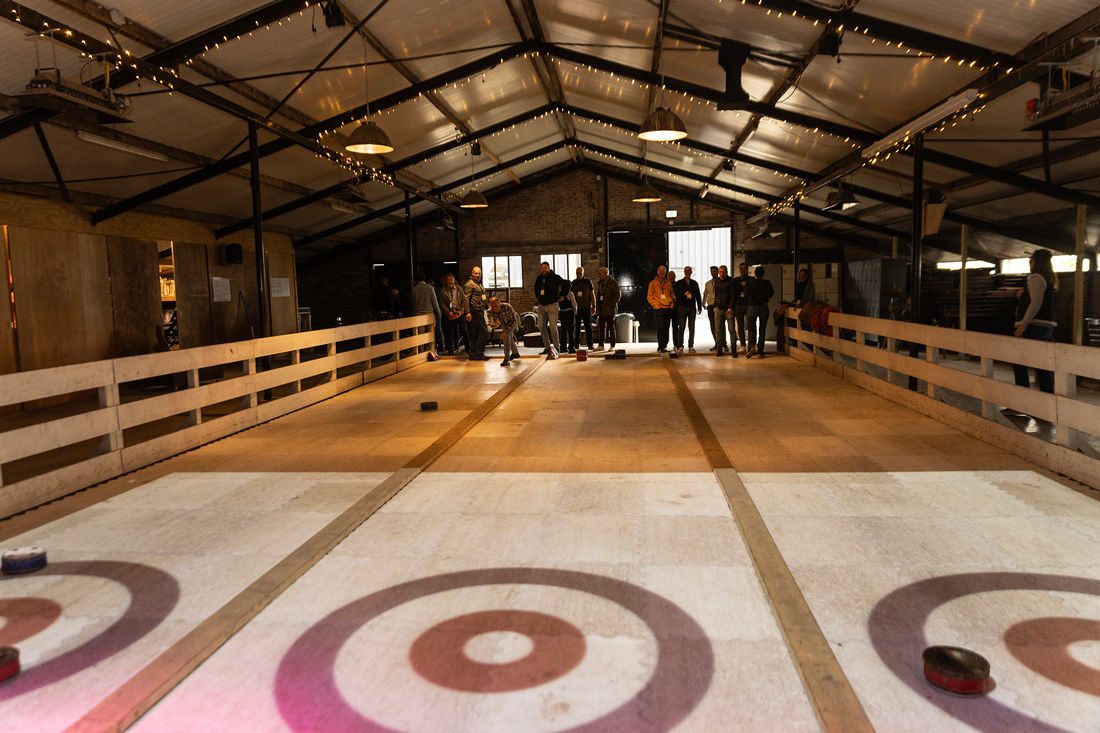 Activiteit curlen tijdens TNO event | Boerderij De Boerinn