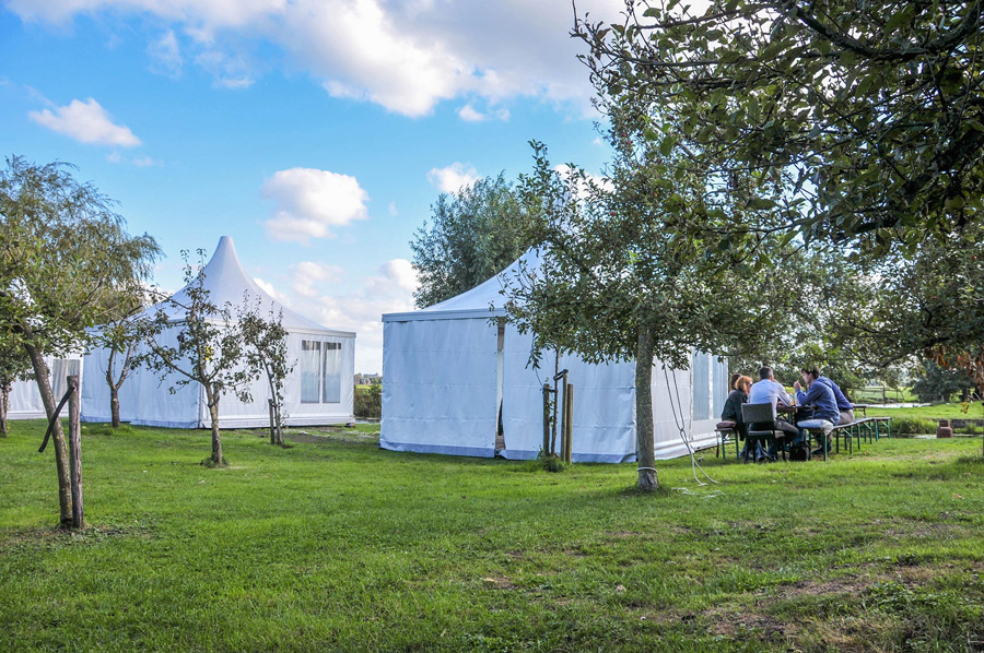 Heisessie met tenten | Boerderij De Boerinn