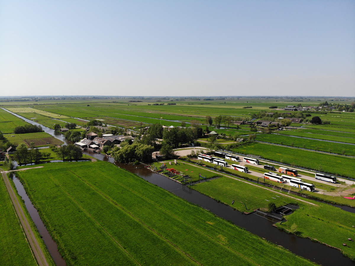 De polder bij Boerderij De Boerinn voor een wandeling na de heidag