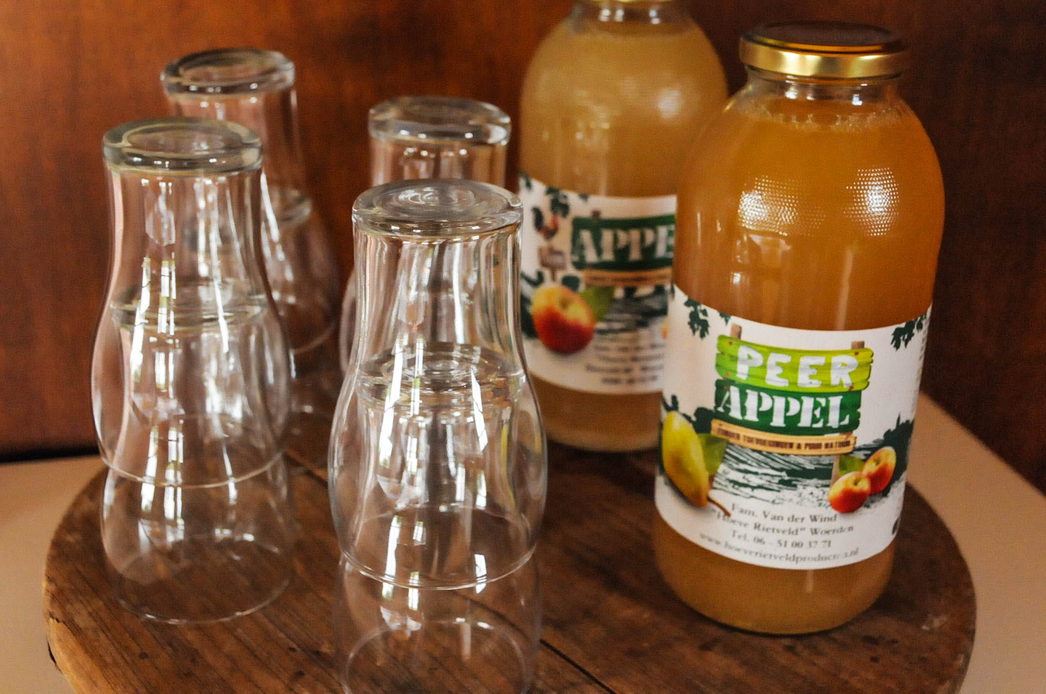 Tijdens de vergadering worden jullie voorzien van drinken